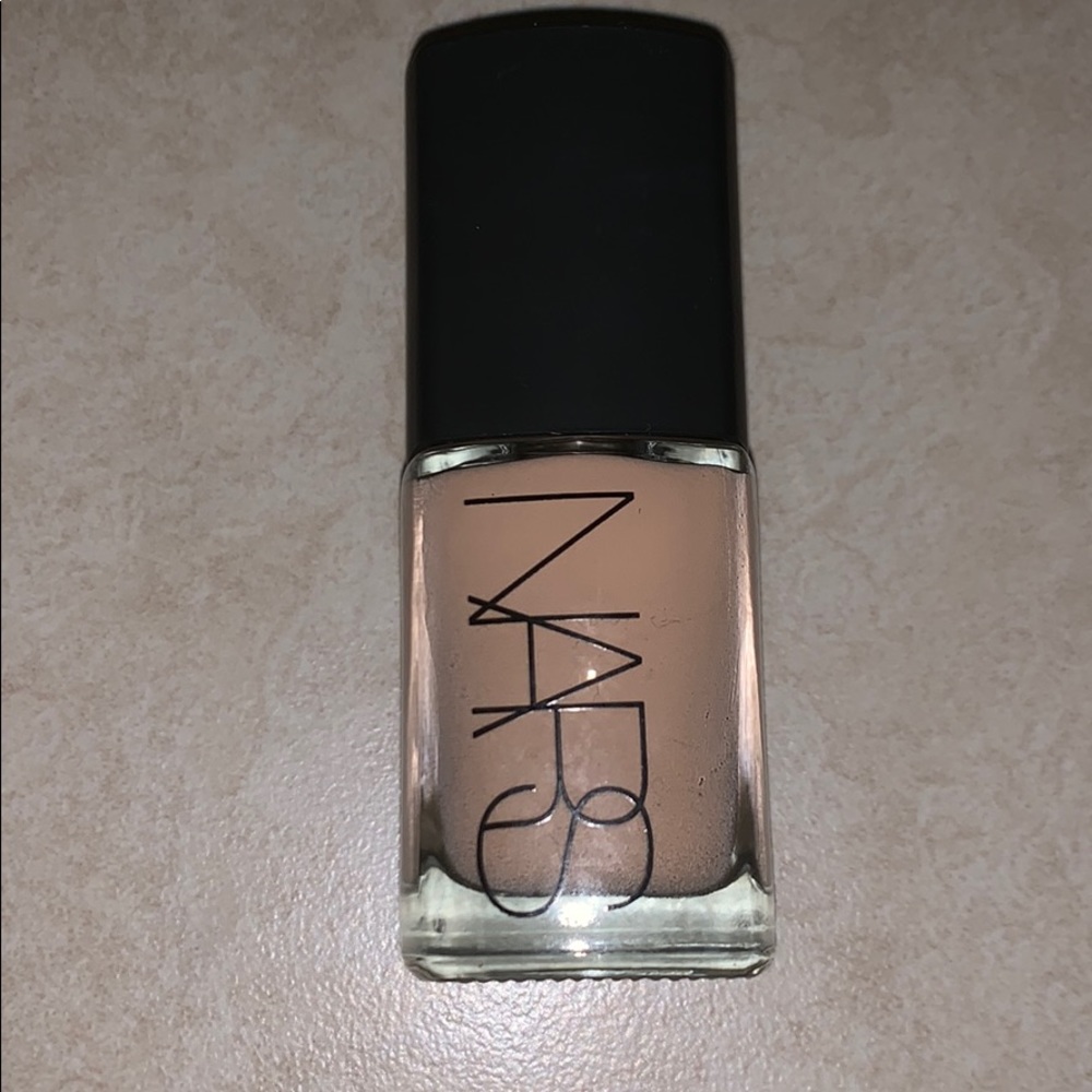 NARS Sheer Glow Foundation